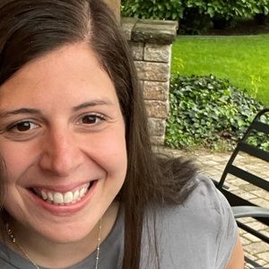 Meet your Posher, Nina